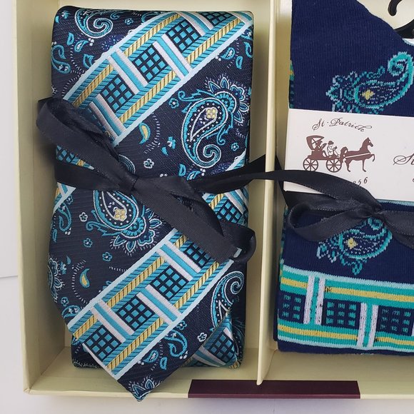 Blue Green Necktie Sock Bud Hanky Cuff Link Set - Picture 2 of 6
